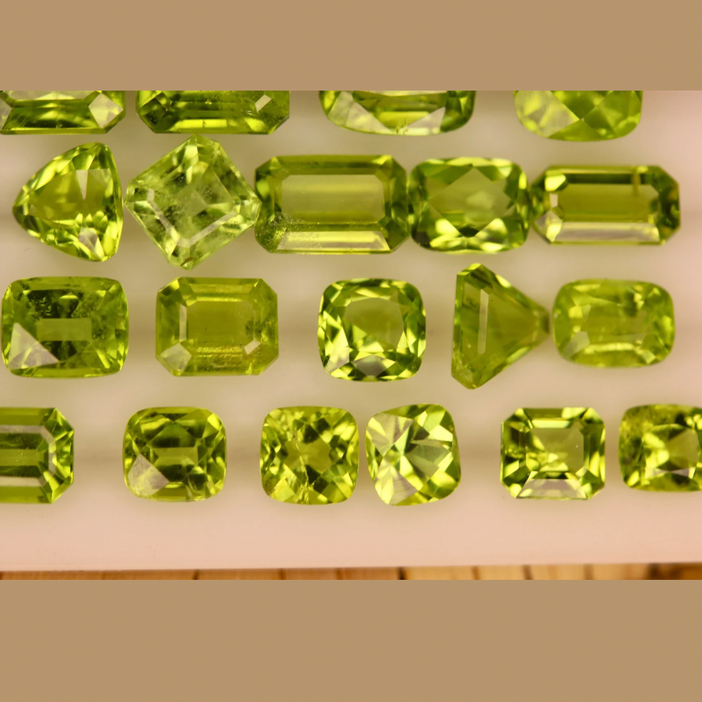 32 carats Natural Apple Green Peridots Stones | Loose Peridots