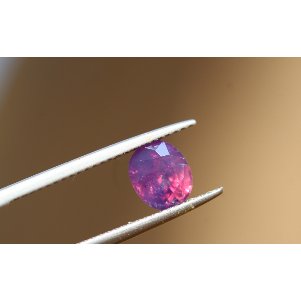 1.60 carats Natural Lavandar Color Kashmir Sapphire Faceted Stone | Purplish Pink Sapphire