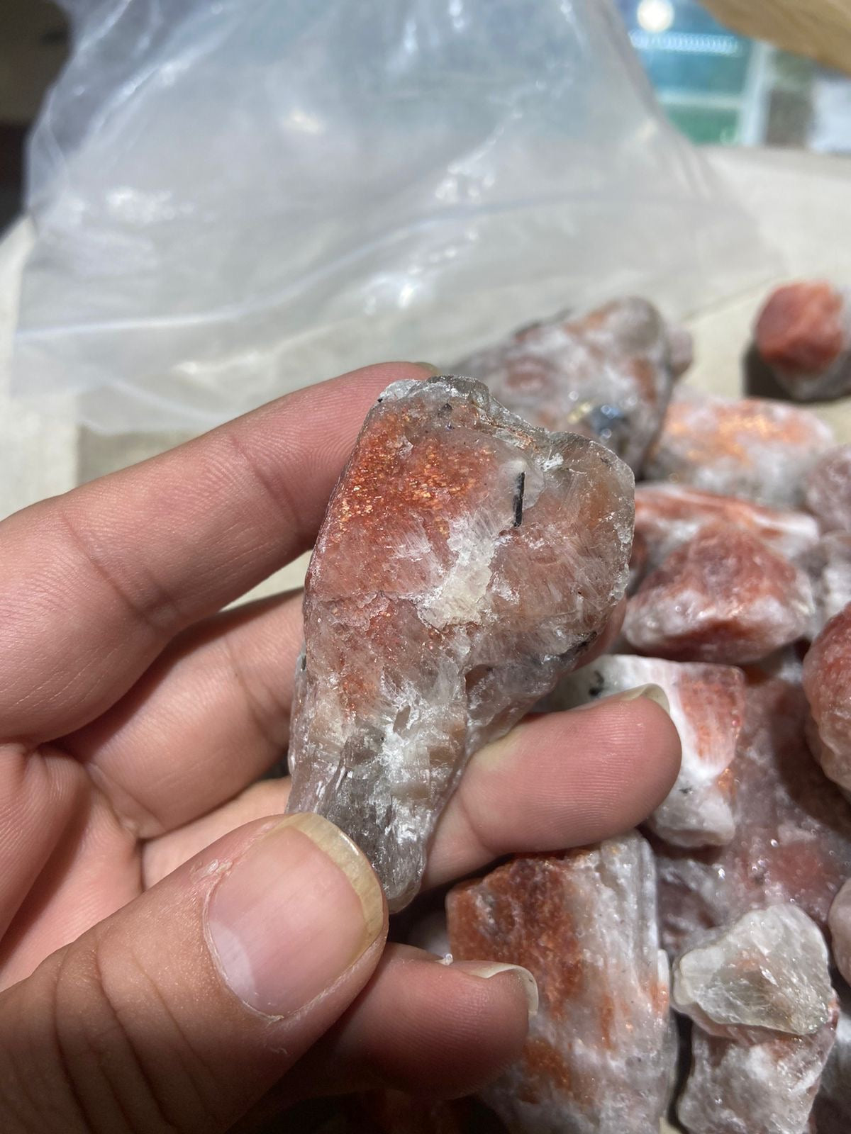 One kg Raw Sunstone for Lapidary Artists