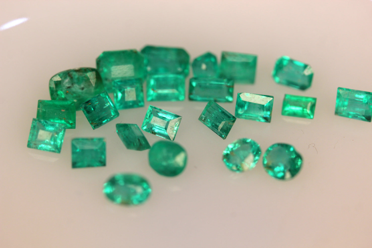 21 pieces Natural Panjshir Emerald Stones