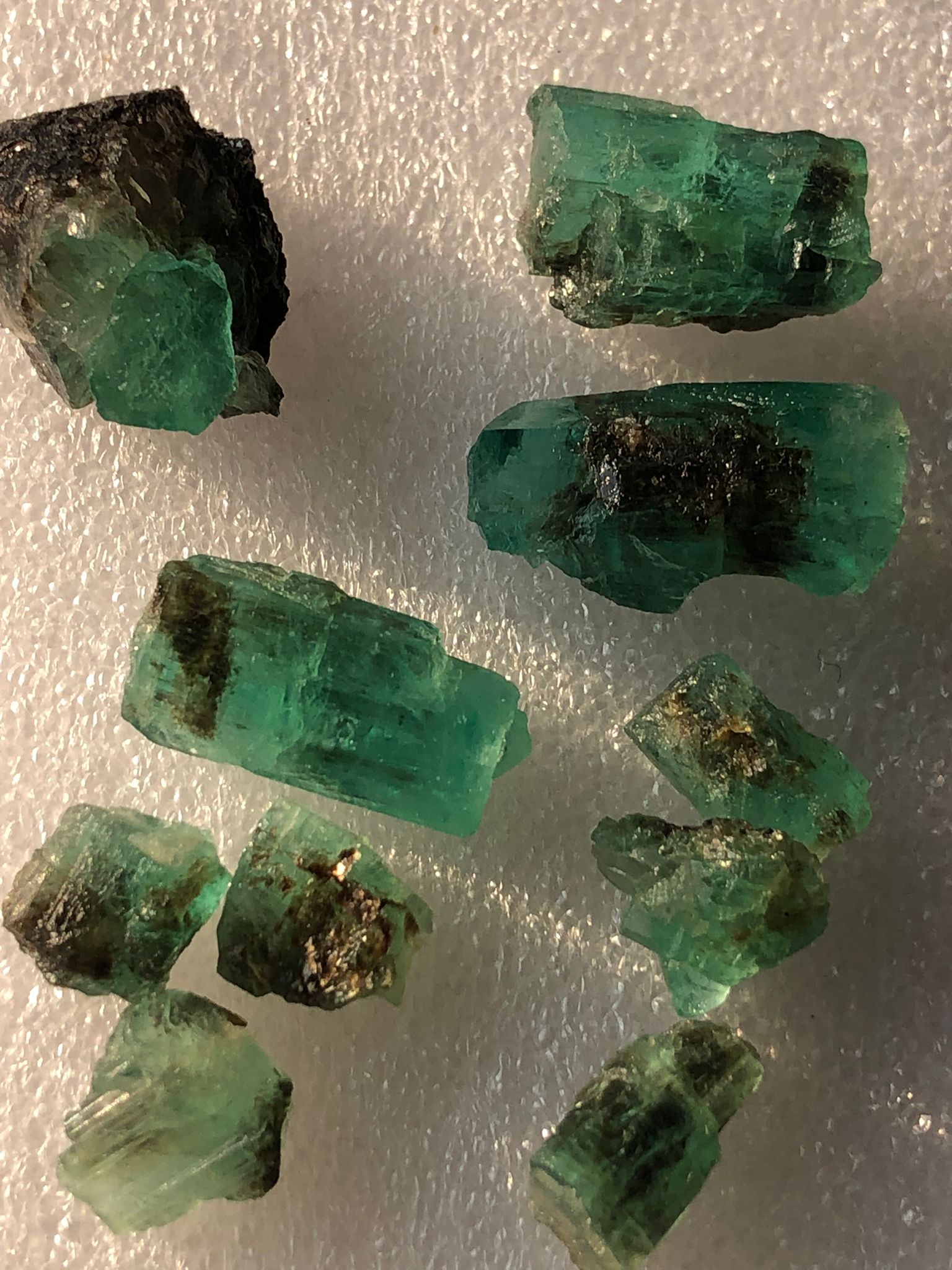 Buy raw emeralds for sale