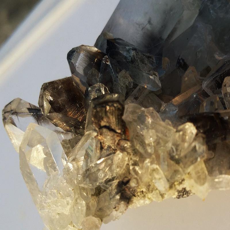 Quartz Terminated Crystals / Fine Mineral Specimens for Sale