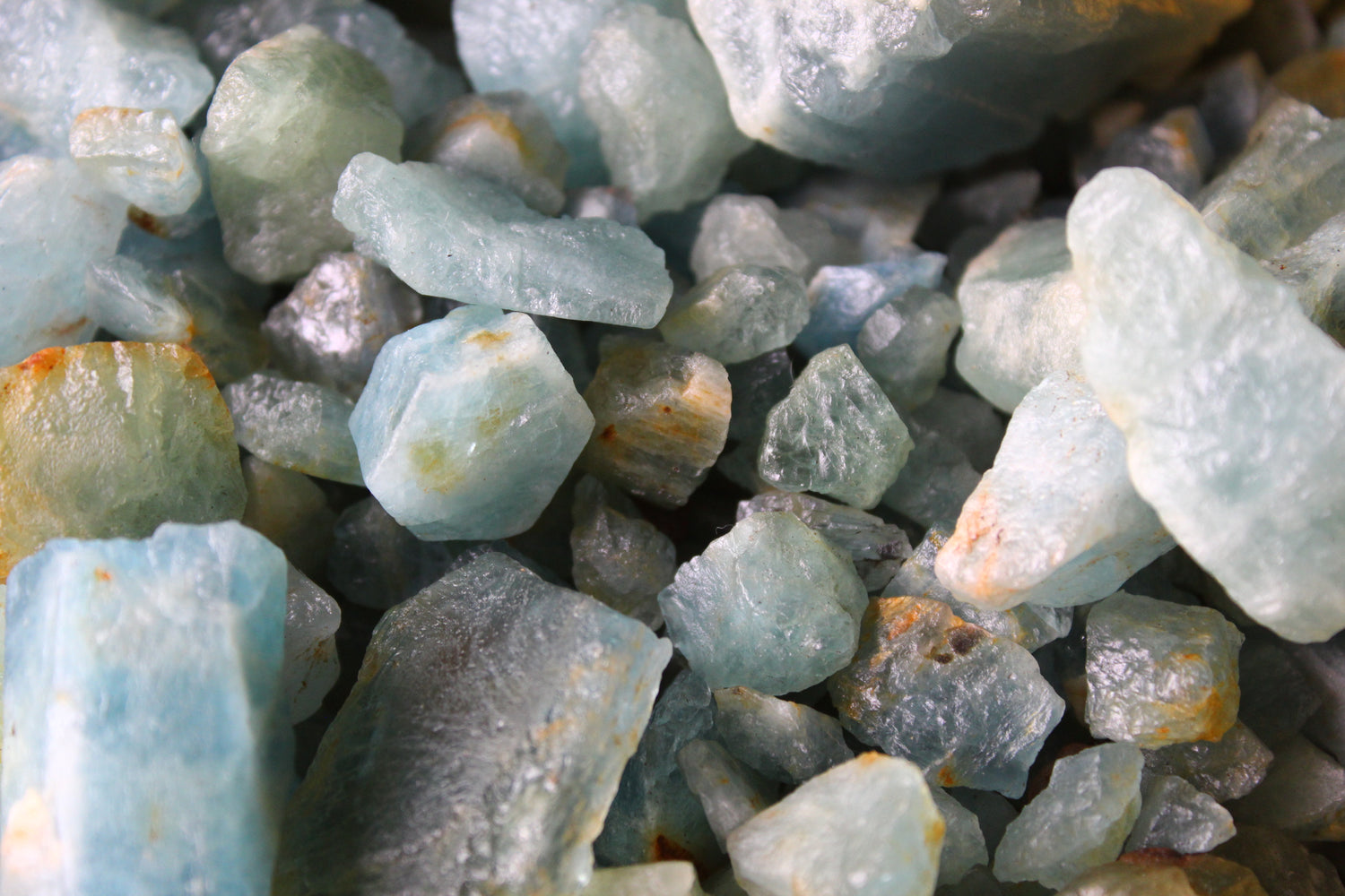 1 Killo Natural Raw Aquamarine Crystals | Rough Aquamarine