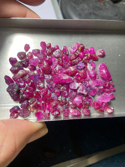 Buy Facet rough Afghan rubies for your faceting projects