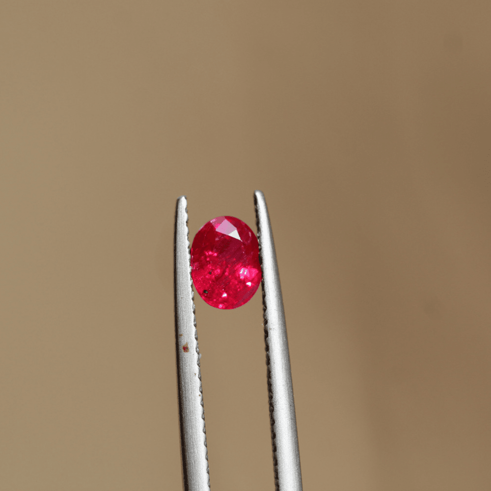 0.70 carats Pigeon Blood Natural Kashmir Ruby