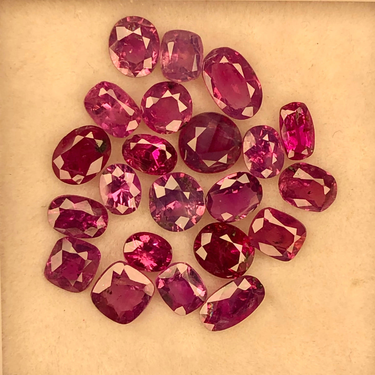 Loose pink sapphire jewelry