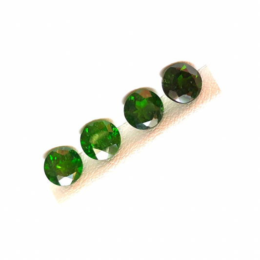 4 Pieces 2 Pairs Round Shape Green Chrome Diopside