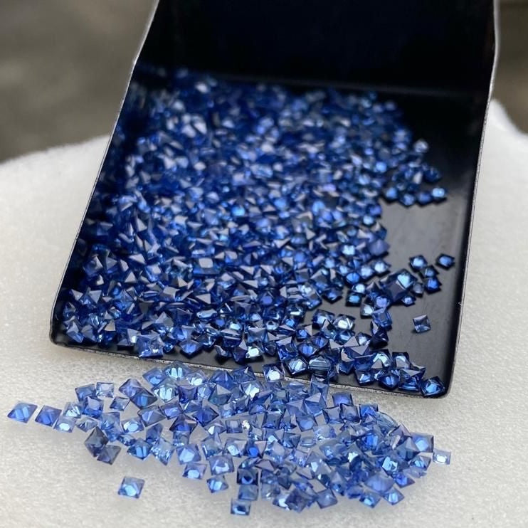 2mm Blue Sapphires melee size for sale