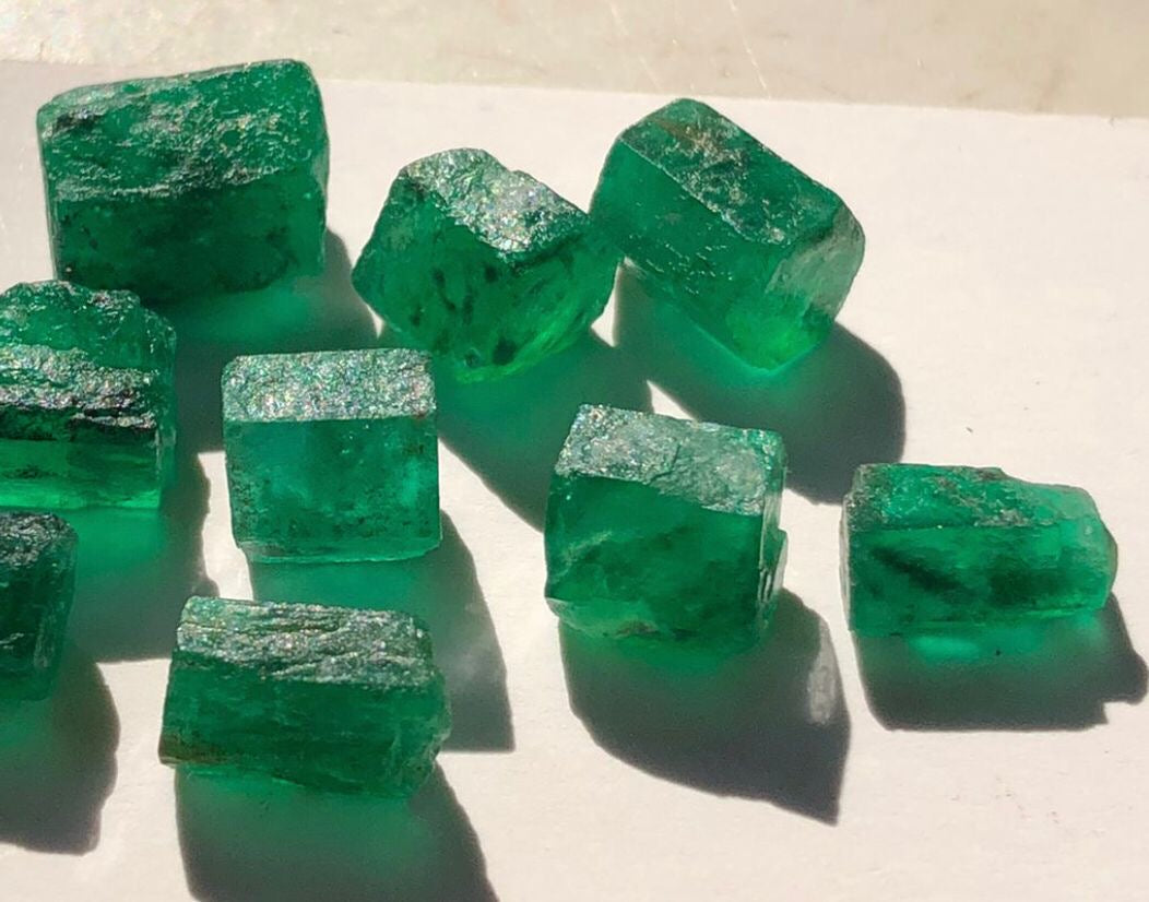 26 Carats Facet Rough Emerald Stones