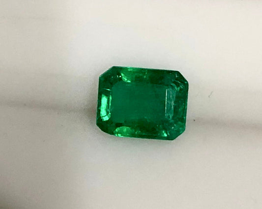 0.70 carats Emerald Cut Vivid Green Emerald | Loose Emerald