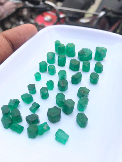 102 Carats Vivid Green Emeralds from Swat Pakistan