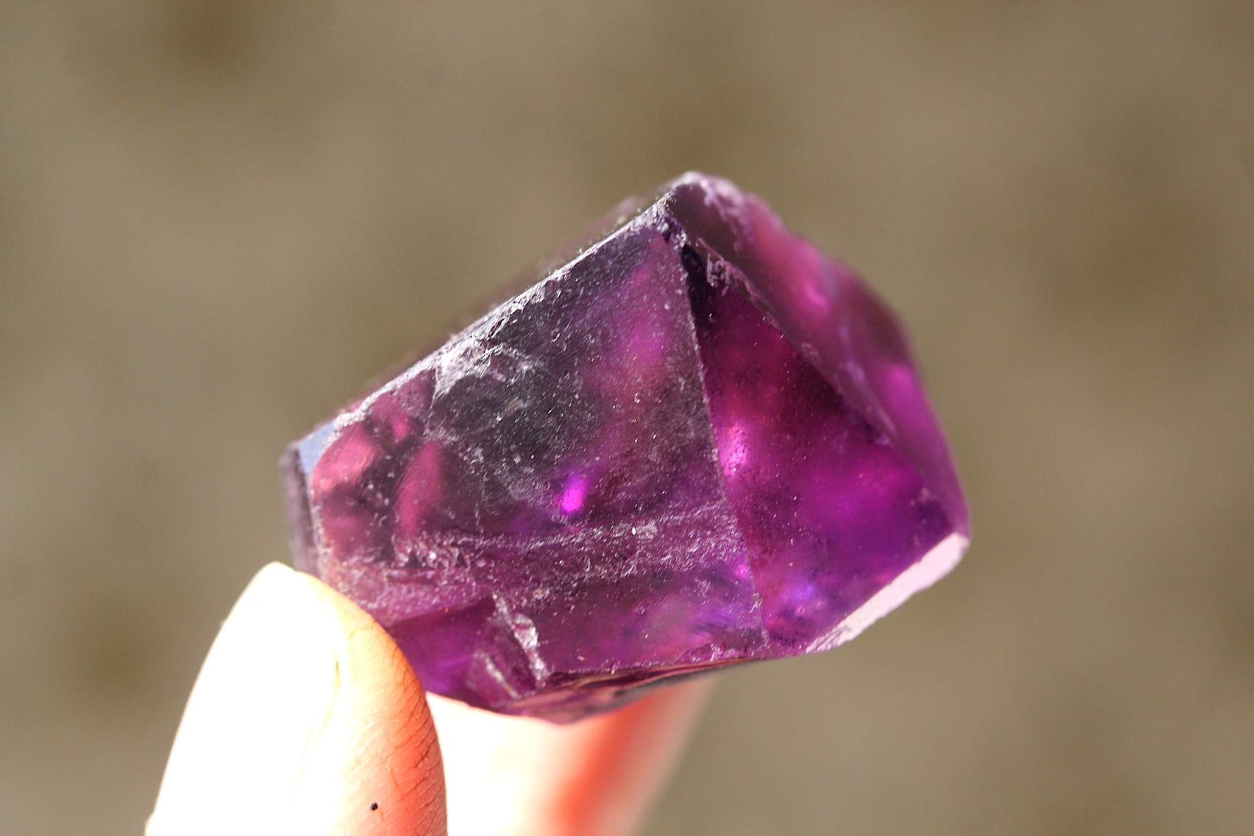 Buy Raw amethyst stone for faceting