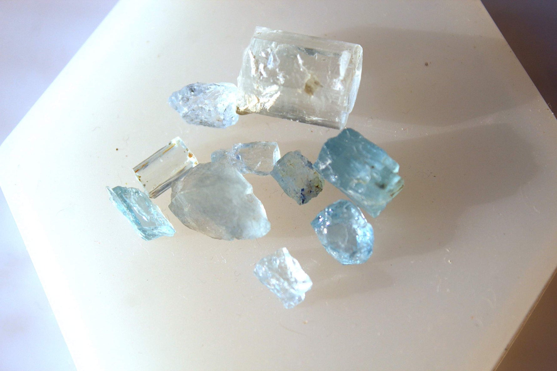 Faceting Rough Gems - Blue Aquamarine