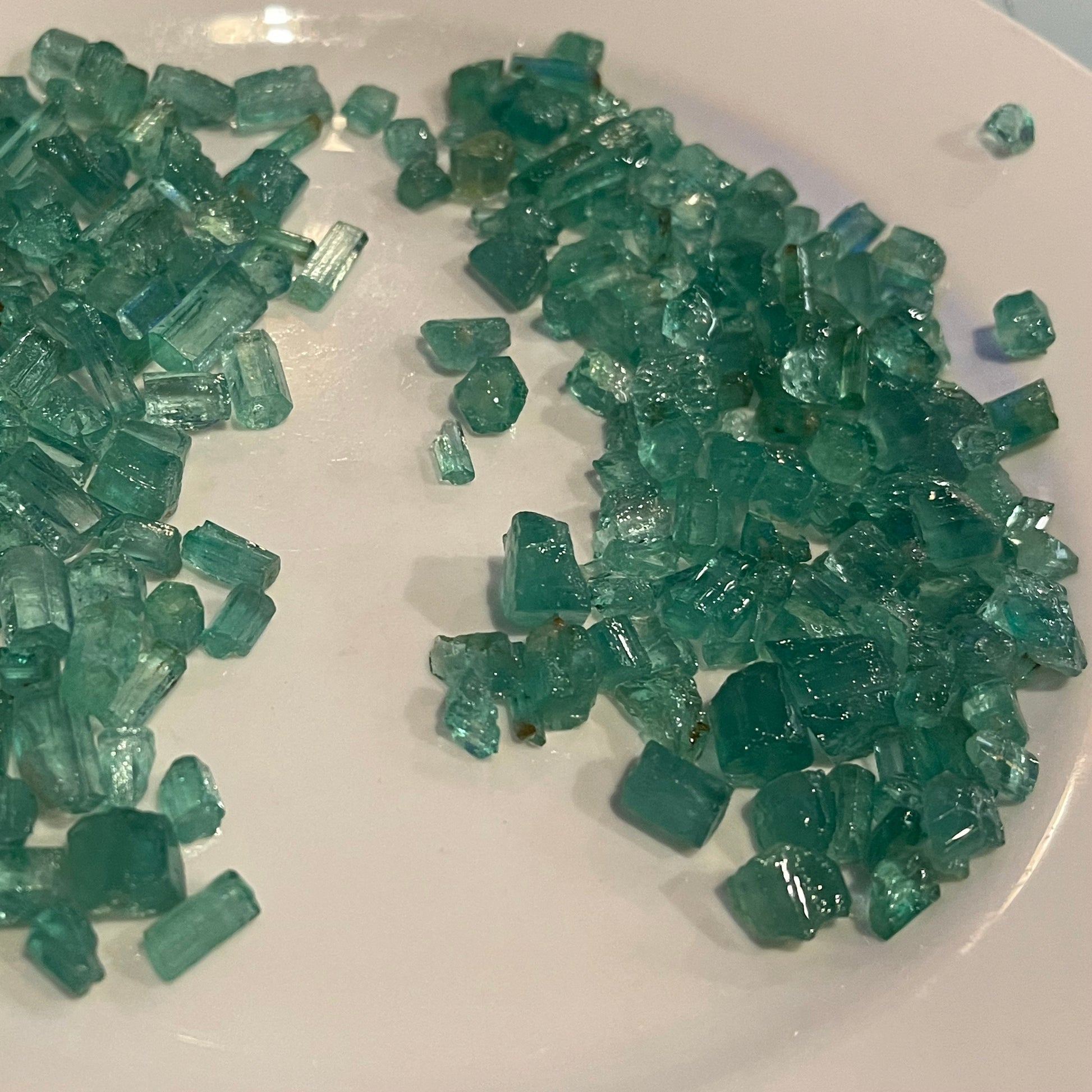 Uncut Emeralds Stones for Sale