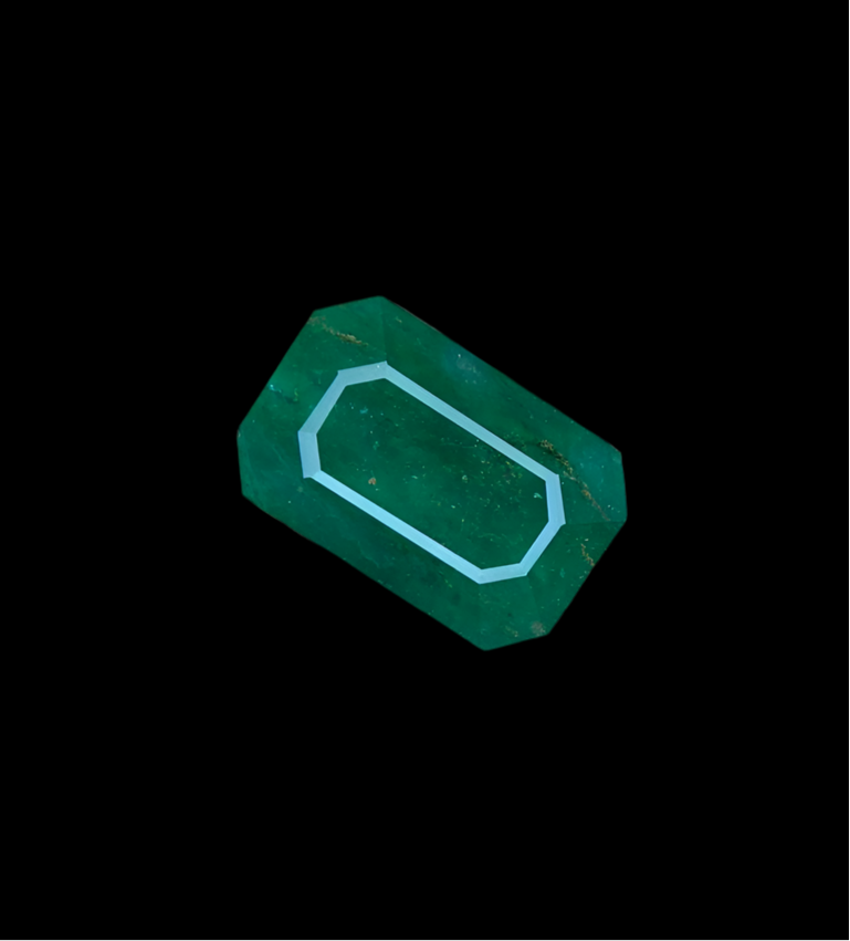 3.25 carats Vivid Green Swat Emerald