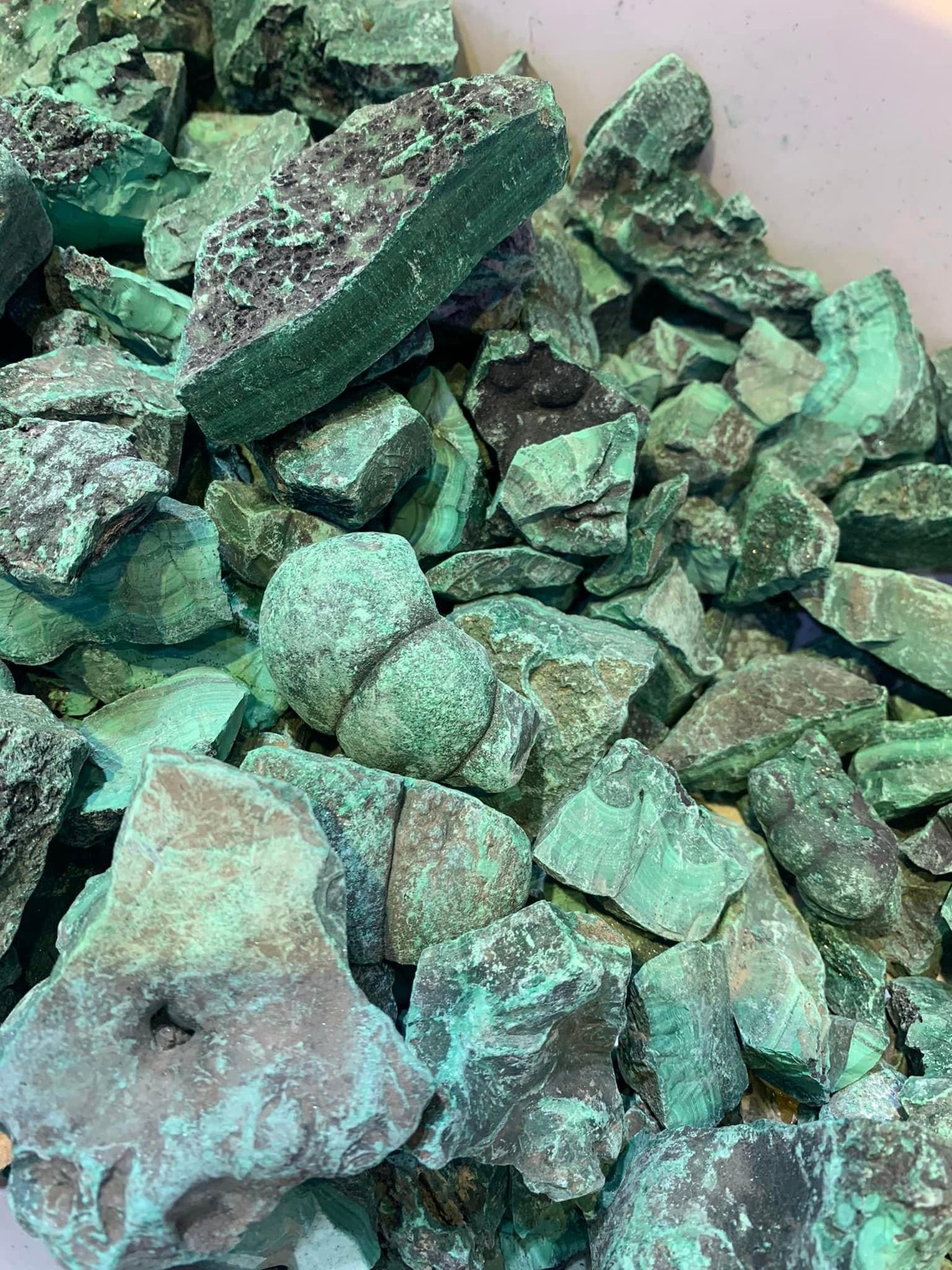 1 Kg Natural Rough Malachite Stones for Lapidary Artists