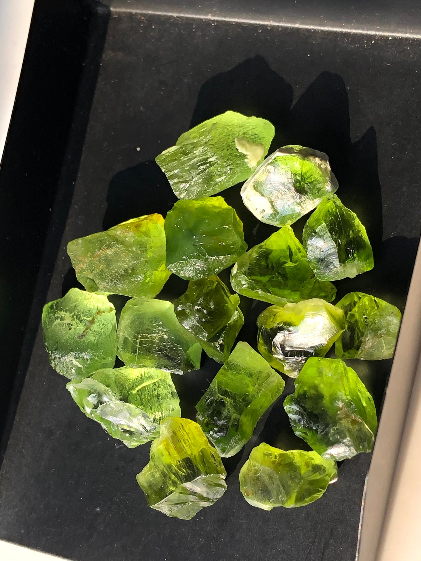 110 carats Raw Peridot for Faceting