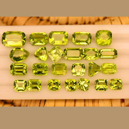 32 carats Natural Apple Green Peridots Stones