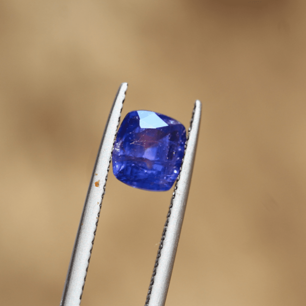 Natural Rare Kashmir Blue Sapphire Stone