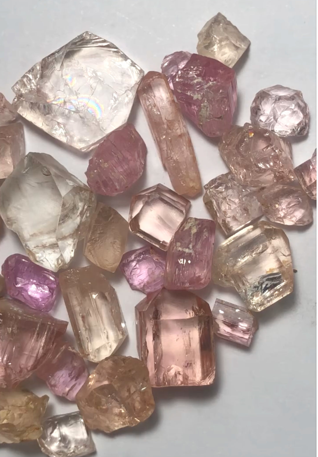 125 carats Rare Katlang Topaz Raw Gems