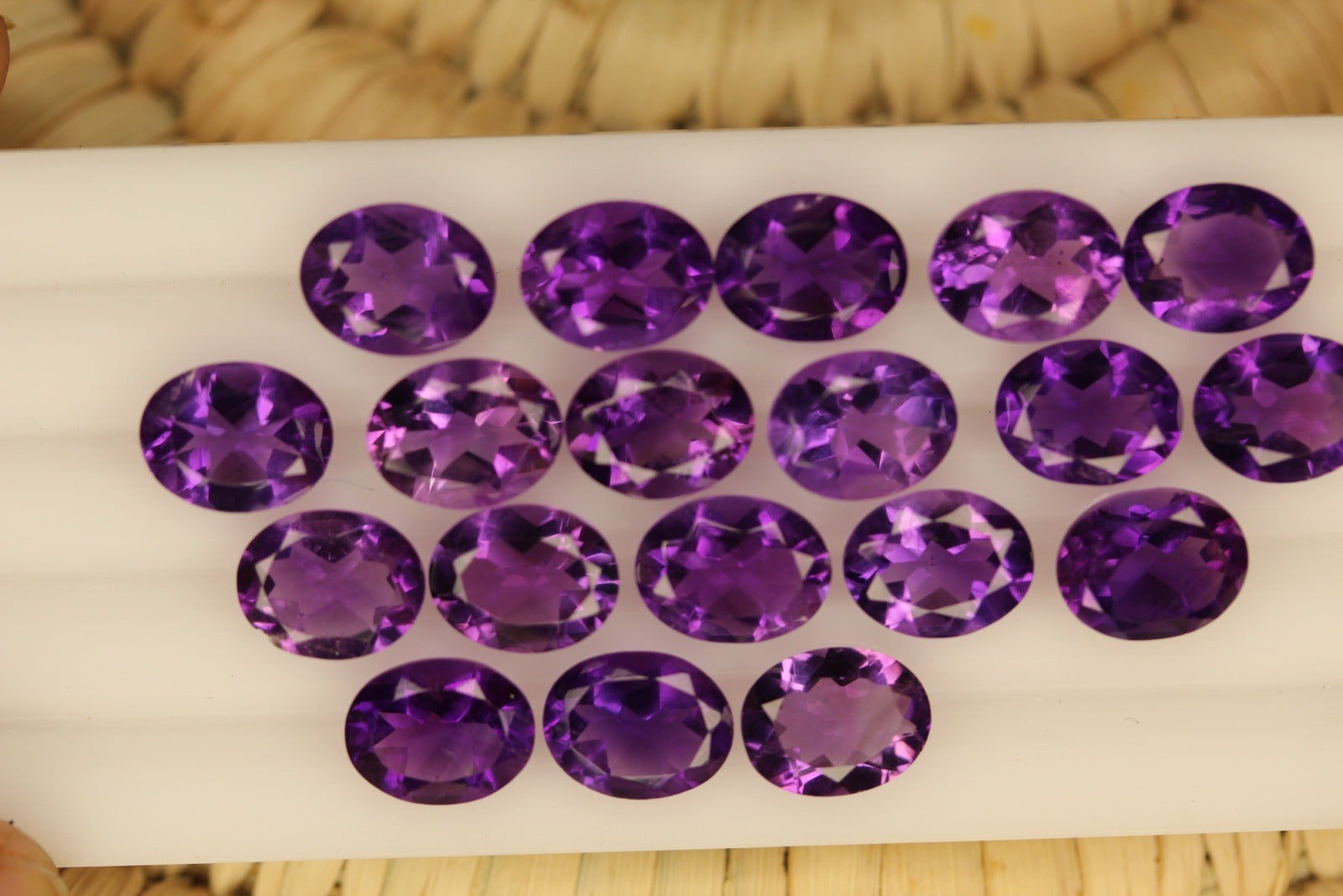 Design jewelry with caliberated with Loose Amethyst Stones