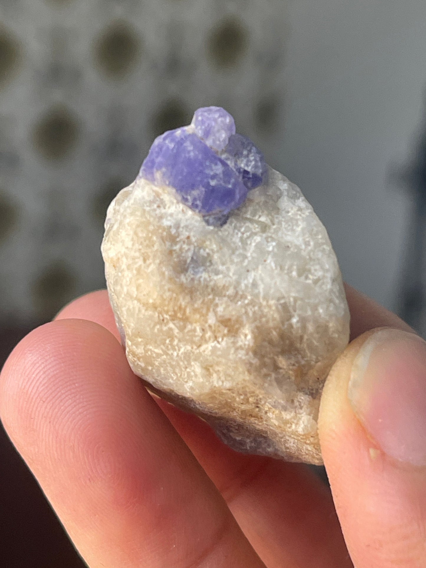 UV reactive Hackmanite crystal from Afghanistan, 20 Grams