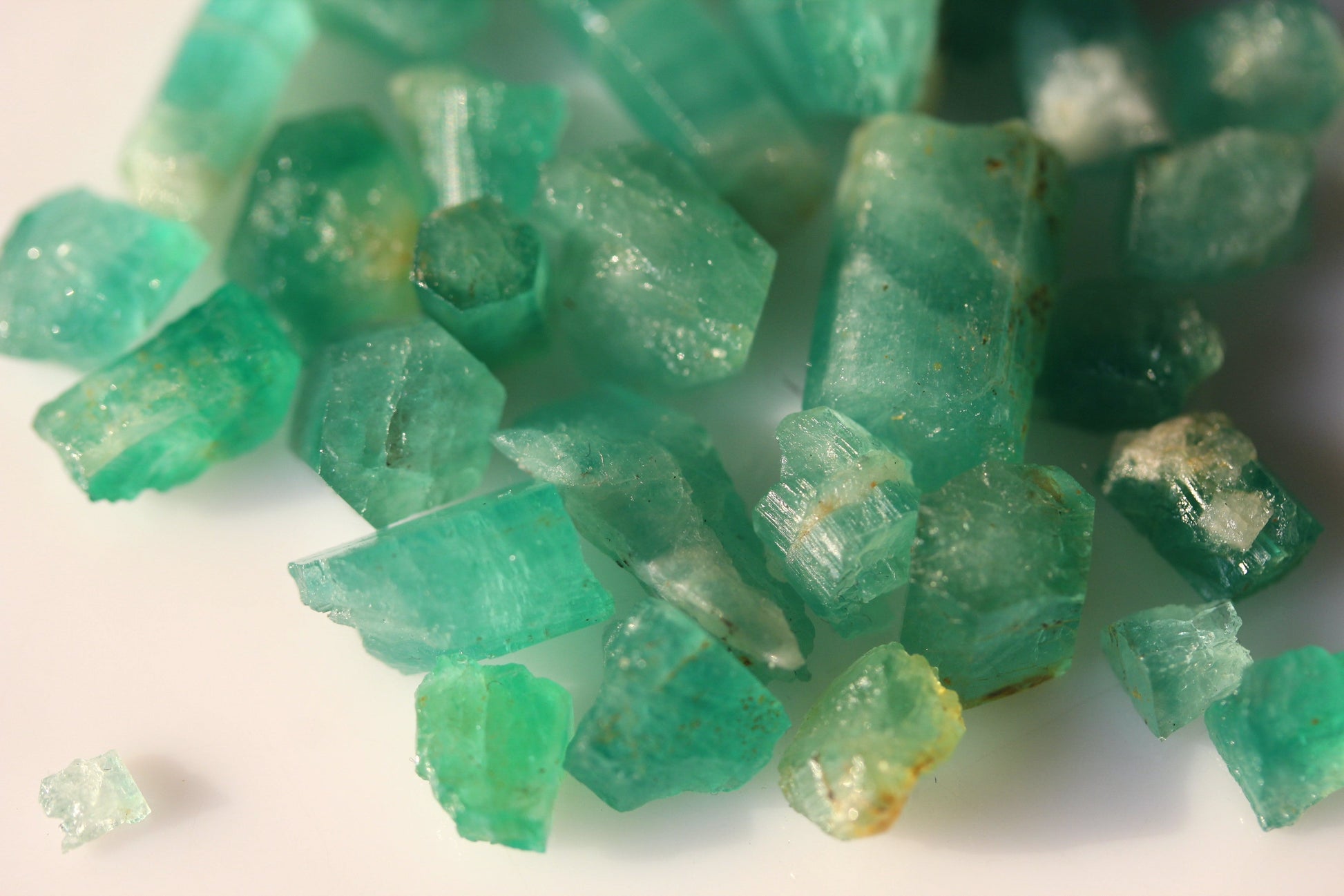 Emerald Stone for faceting