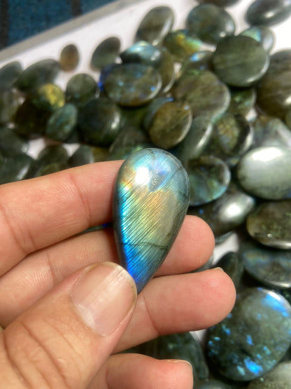 500 Grams Labradorite Cabochons