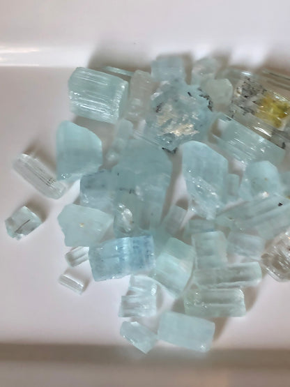 75 grams Raw Aquamarine Crystals for Lapidary