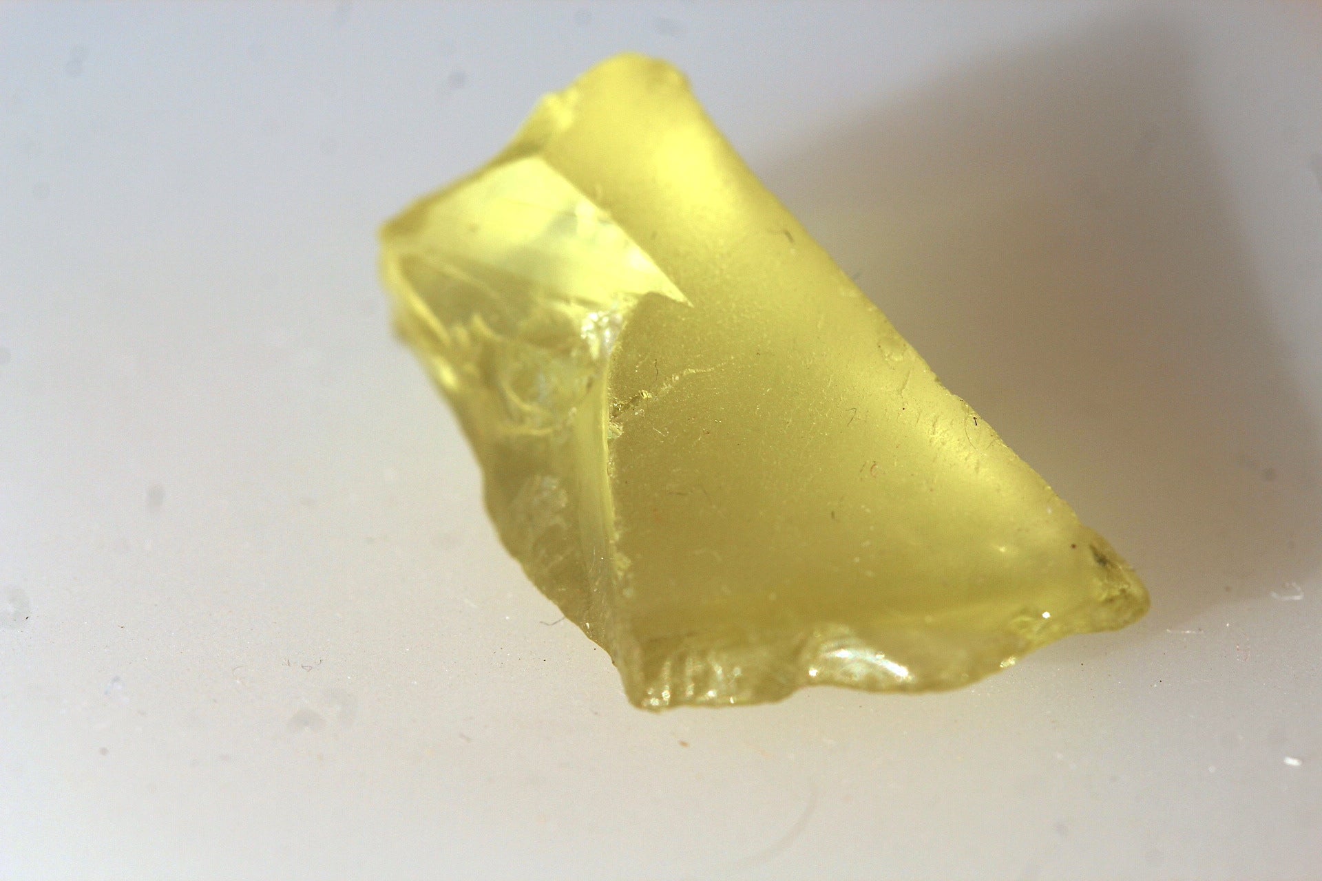 Facet Raw Lemon Quartz