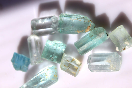 Facet Grade Aquamarine Hexagonal Crystals: 150 Carats, Large Size Rough