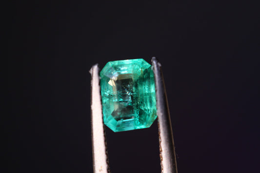 0.79 carats Emerald Cut Natural Panjshir Green Emerald Loose Stone