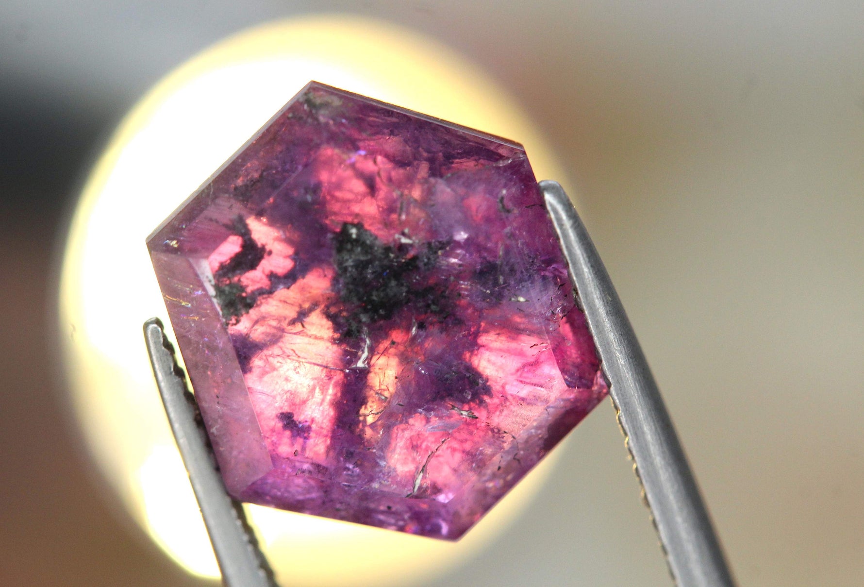 7.9 carats Kashmir Pink Sapphire Trapiche