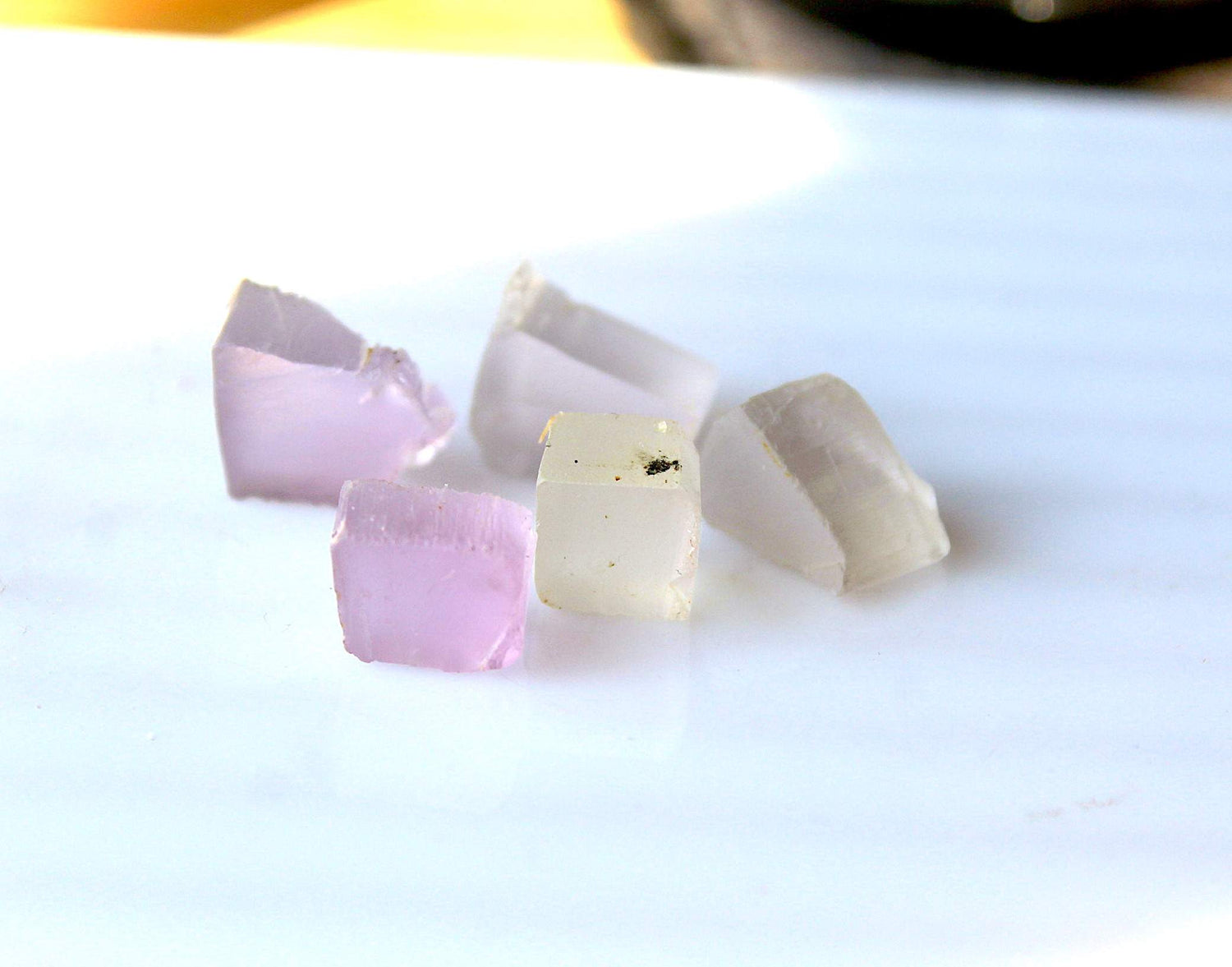 Buy Faceting Rough Kunzite Stones