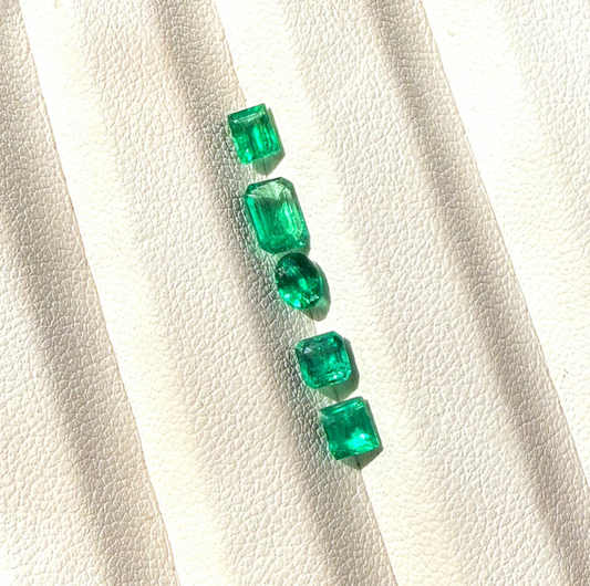 Buy Emerald Cut Emerald Green Stones