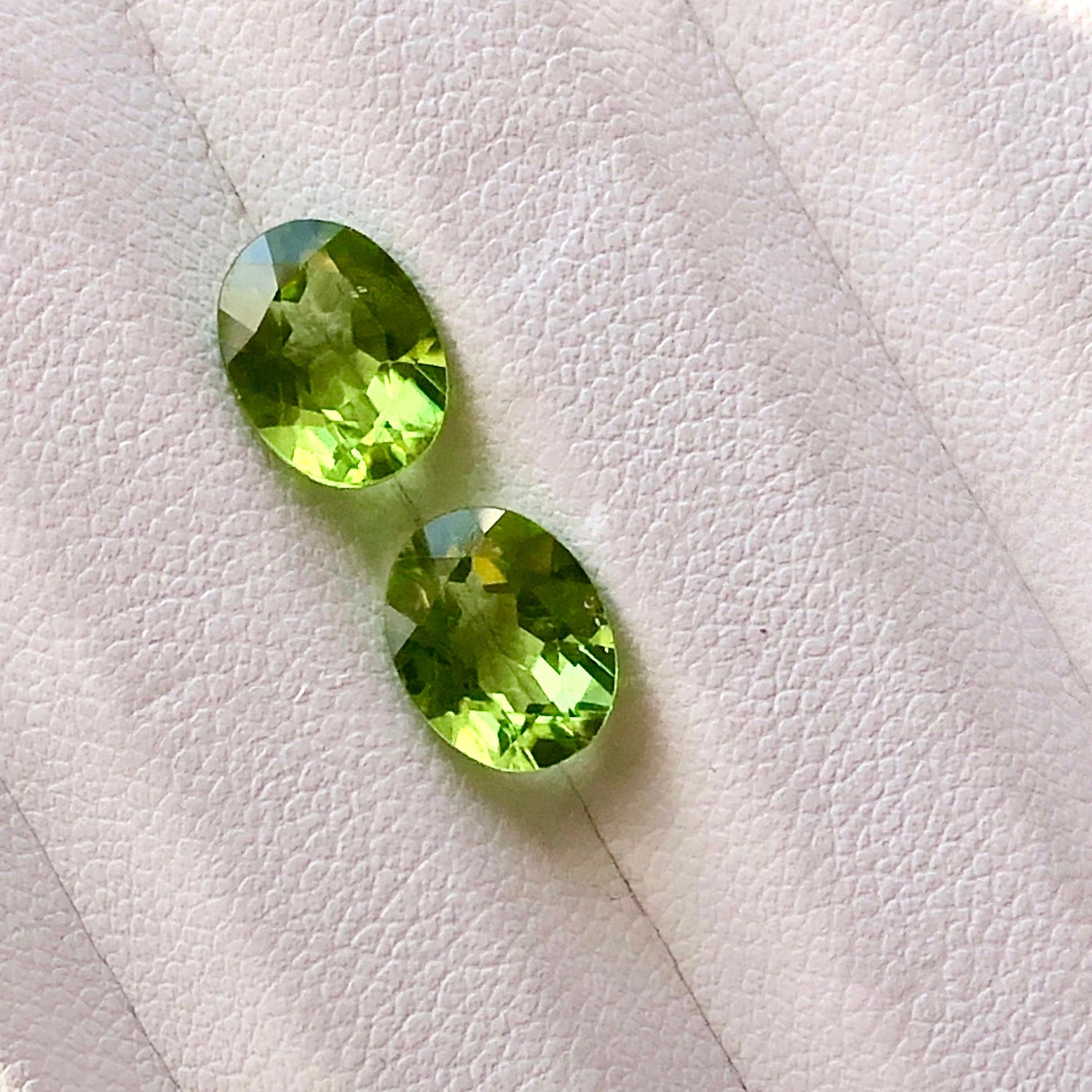 Buy Loose Peridot Pairs