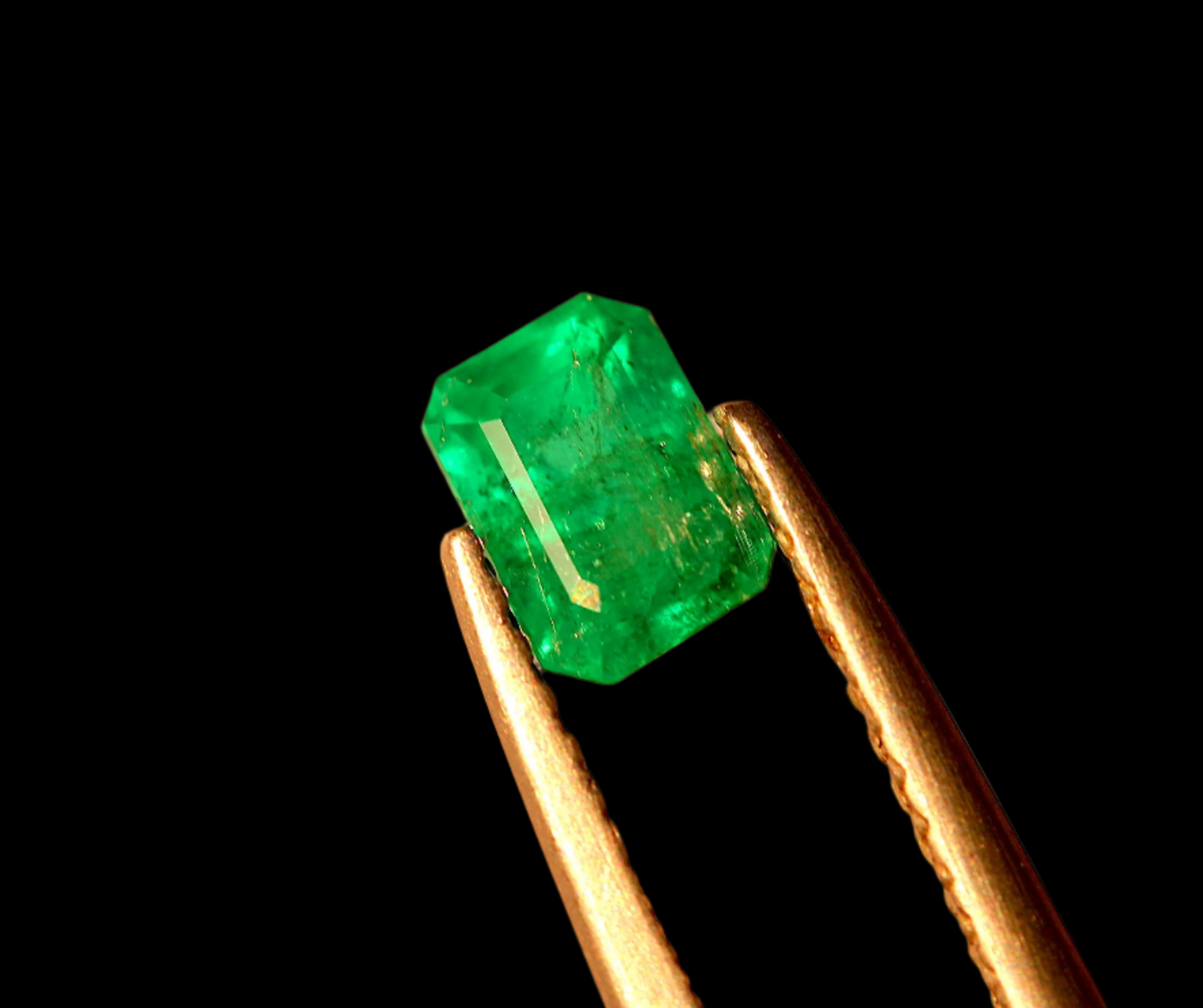 Loose Emerald Stone