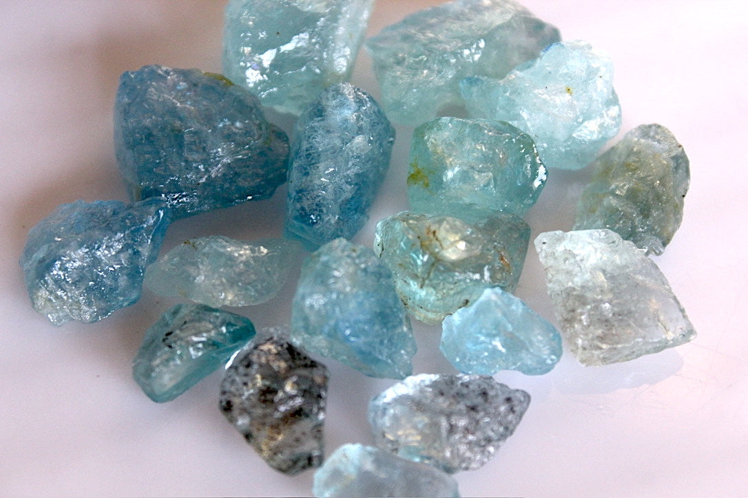 Rough Aquamarine for lapidary work