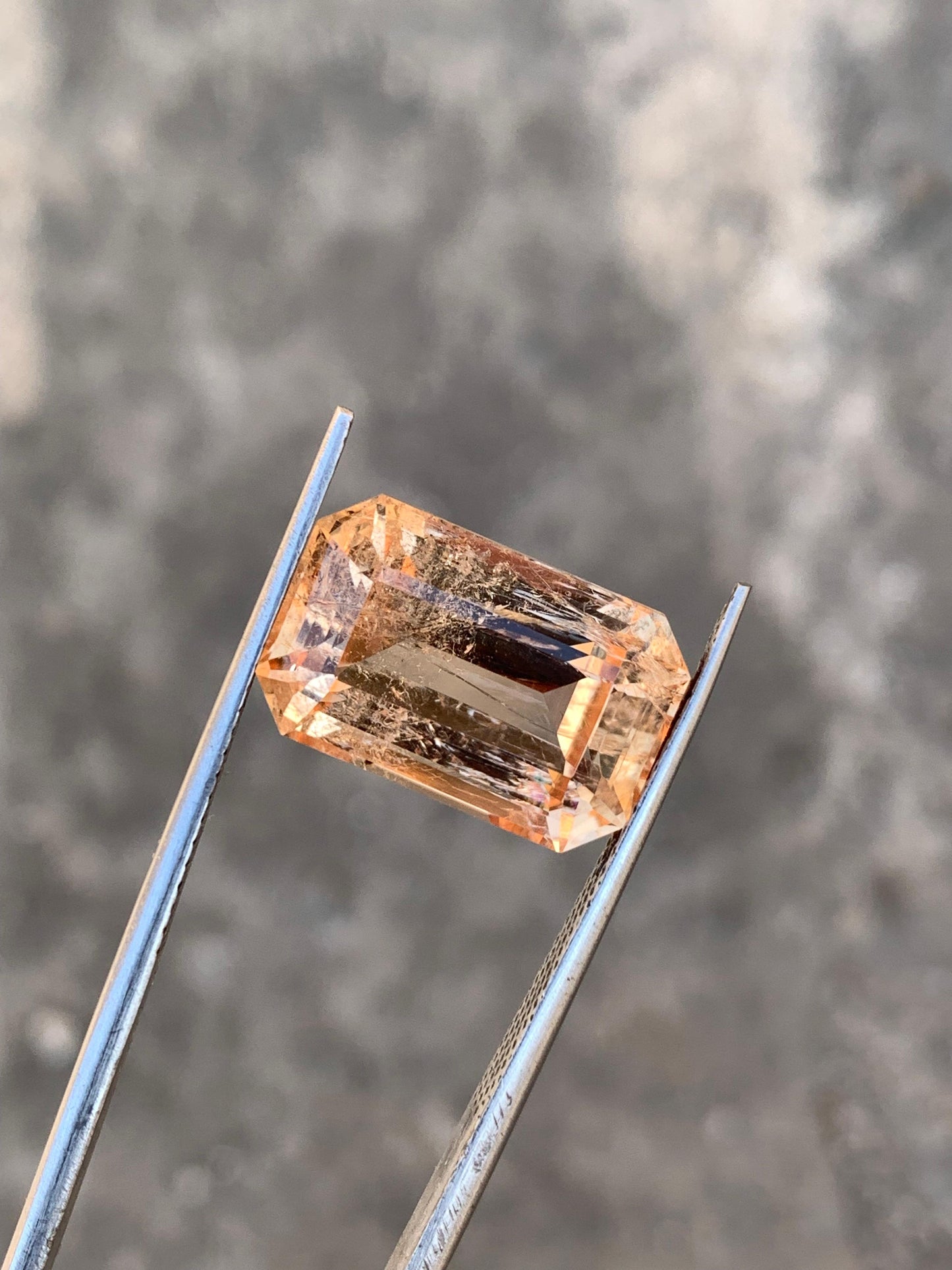 13 Carats Emerald Cut Peach Katlang Topaz