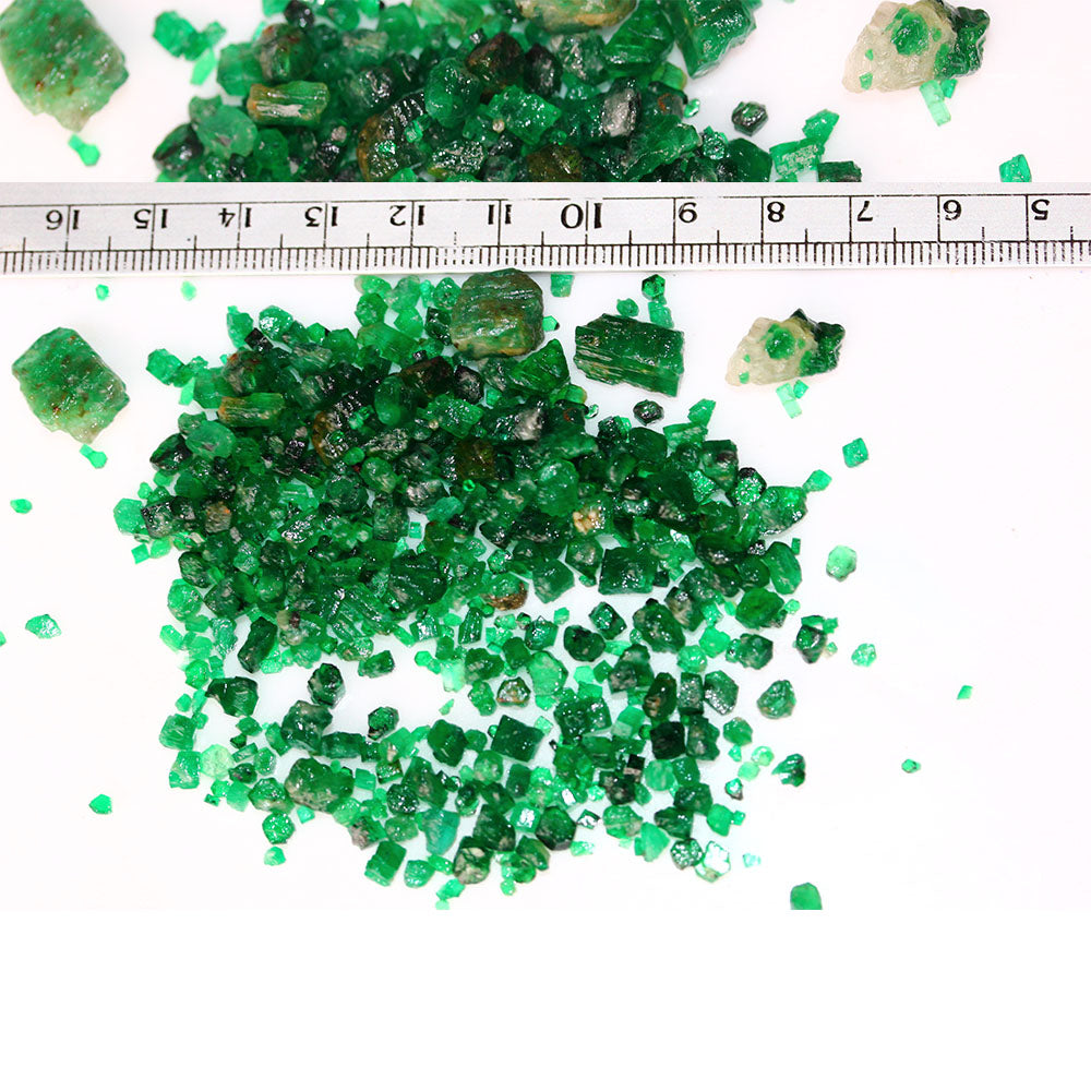 100 carats Raw Swat Emerald Stones for Cutting