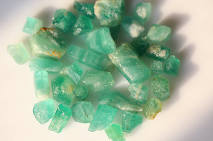 medium Emerald Stone