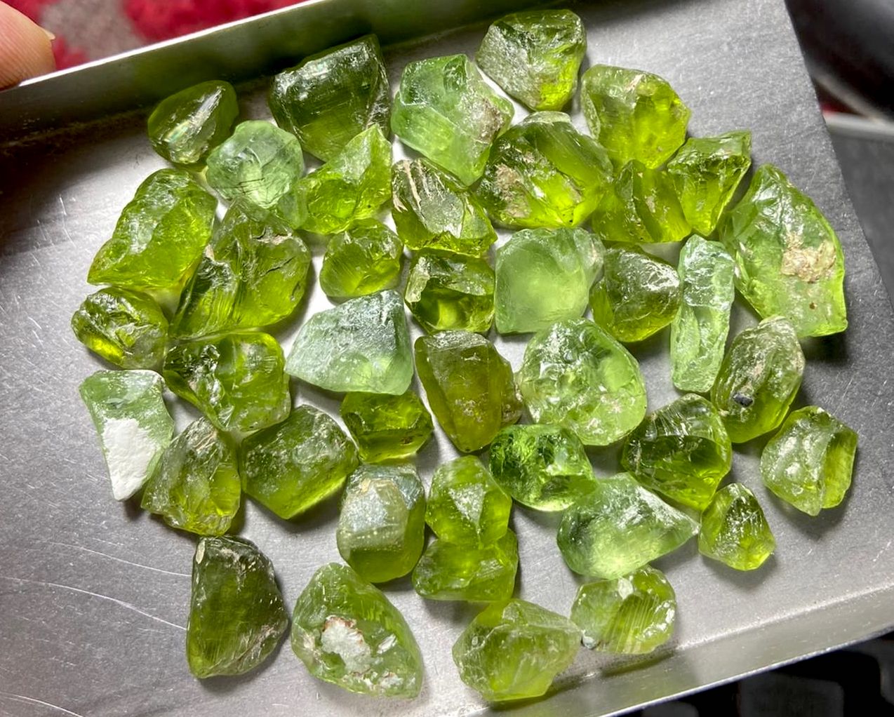 200 carats Green Peridot Faceting Rough Lot