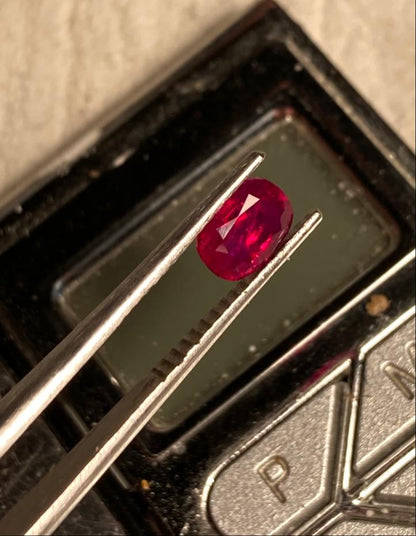 1 carat Pigeon Blood Natural Kashmir Ruby