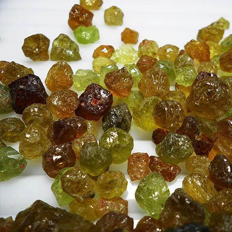 200ct Natural Gemy Rough Mali Garnet Gems Package.