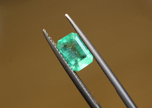 1.2 carats Emerald cut Natural Green Emerald from Panjshir Afghanistan