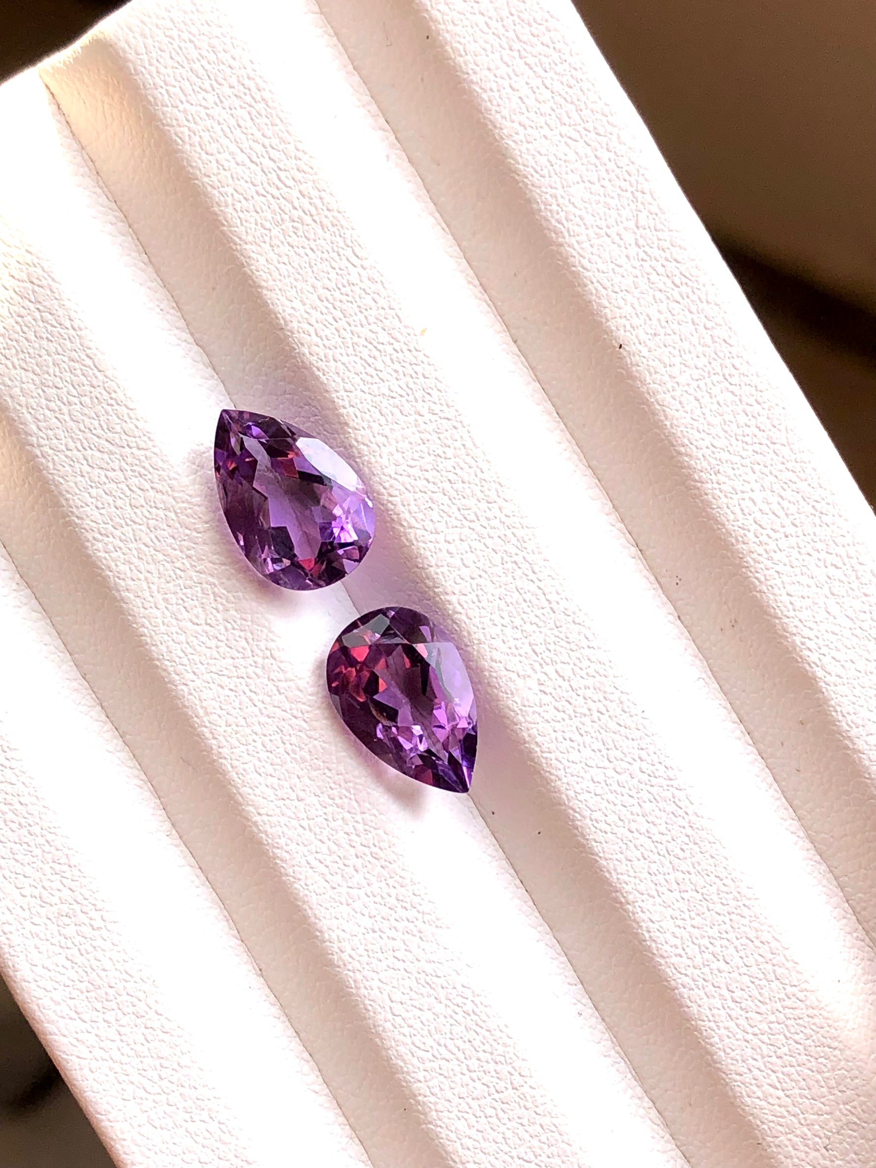 Amethyst gemstone pair for jewelry