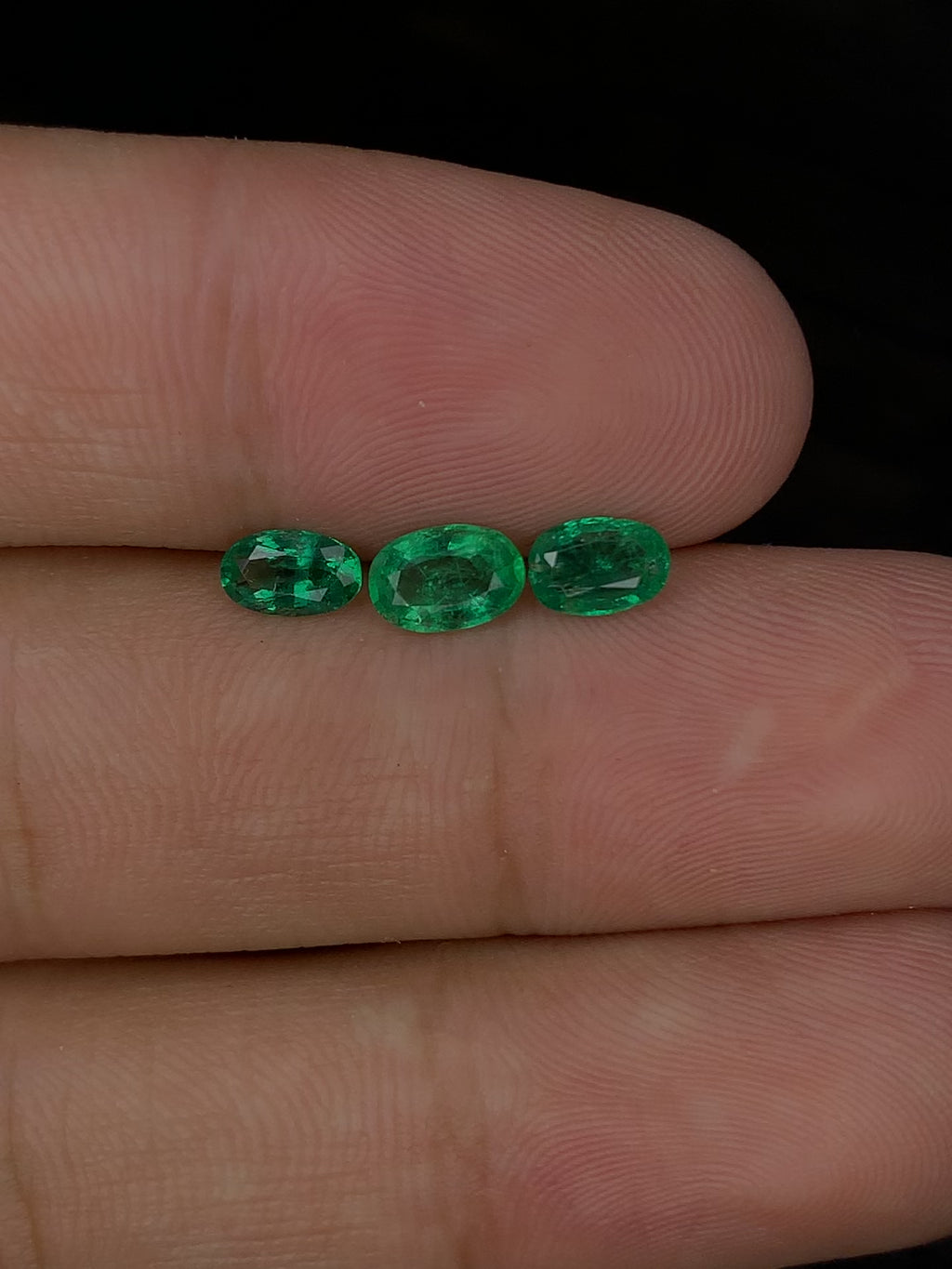 Real Emeralds Stones for Sale near by you