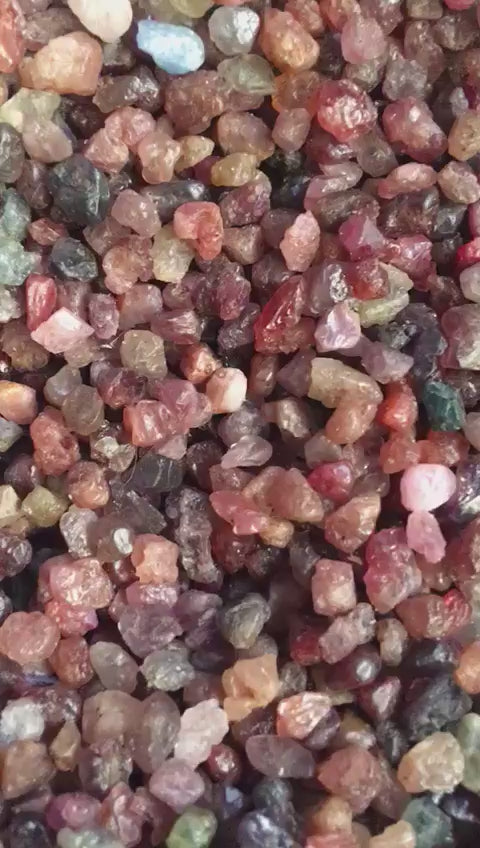 1000 grams Rough Spinel Stones for Cabbing