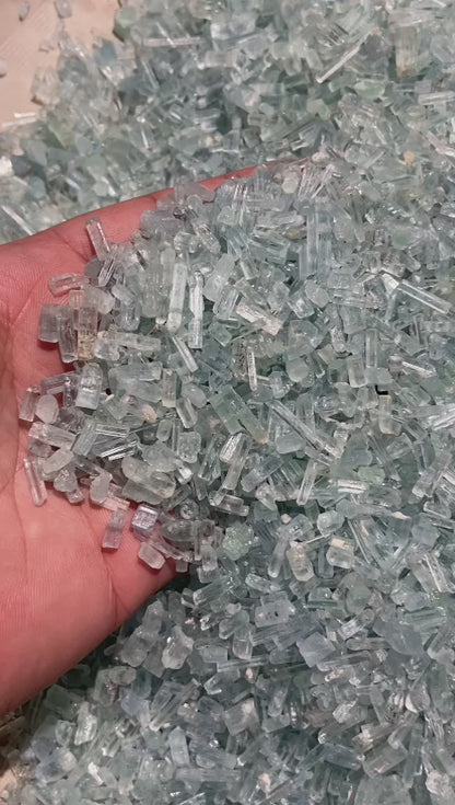 One kg Aquamarine Crystal deal