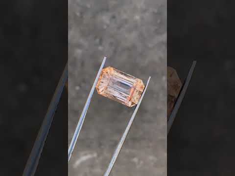 13 Carats Emerald Cut Peach Katlang Topaz